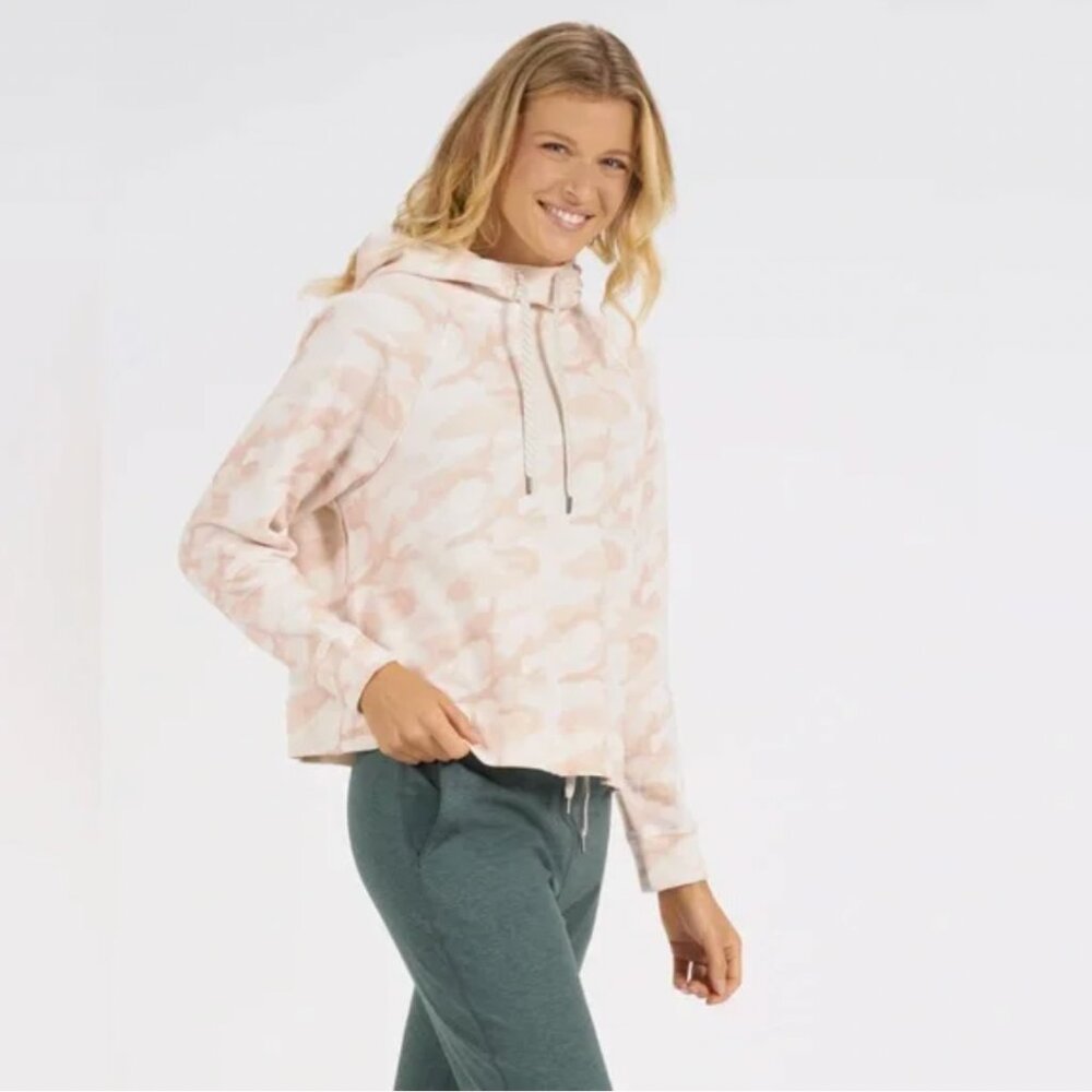 VUORI Beach Hoodie Women's Medium Bisque Camo Essential Organic Cotton